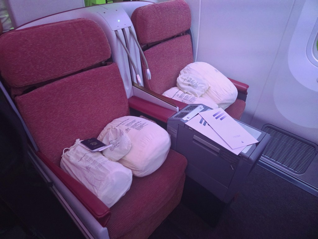 LATAM 2-2-2 configured business class seat